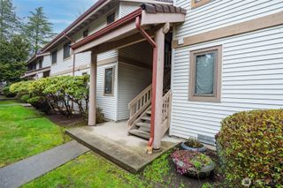 17306 119th Lane SE #M11, Renton, WA 98058