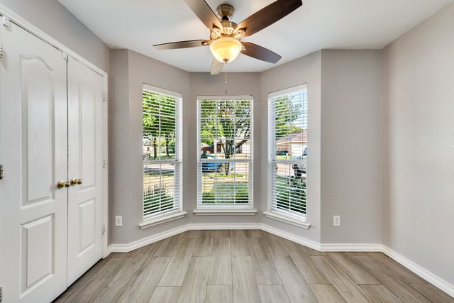 784 Tranquility Lane, Cedar Hill, TX 75104