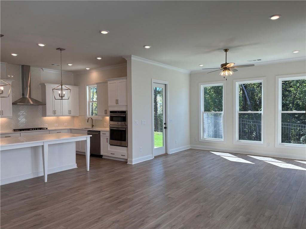 Image 5 of property listing at 609 Skytop Drive, Cumming, GA 30040