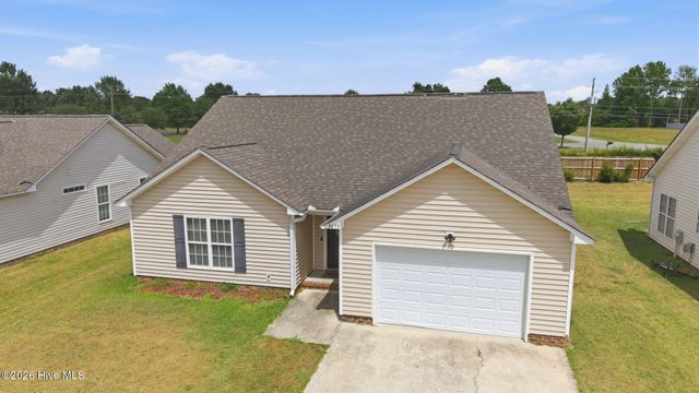 3675 Highland Drive, Ayden, NC 28513