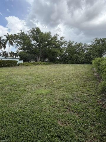 3427 Avocado DR, Fort Myers, FL 33901