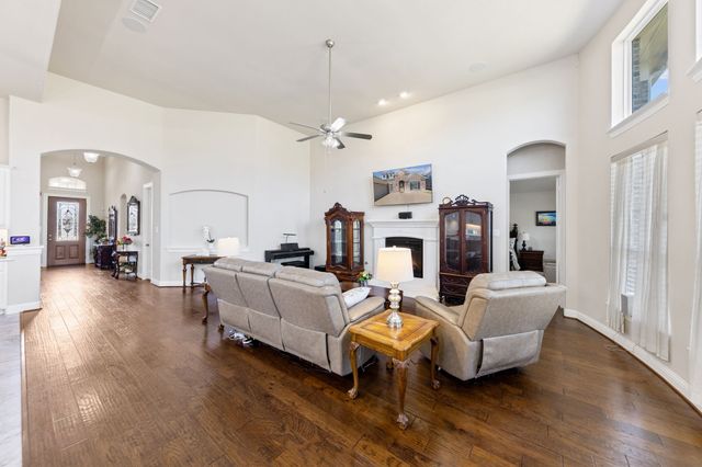 13921 Bluebell Drive, Little Elm, TX 75068