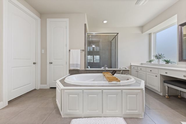 13921 Bluebell Drive, Little Elm, TX 75068