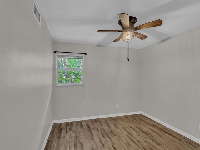 2036 19th Street 2, Vero Beach, FL 32960