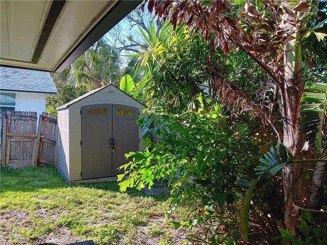 2036 19th Street 2, Vero Beach, FL 32960