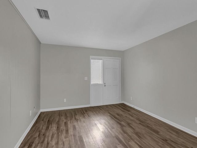 2036 19th Street 2, Vero Beach, FL 32960