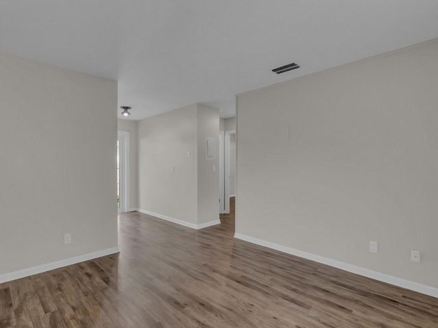 2036 19th Street 2, Vero Beach, FL 32960