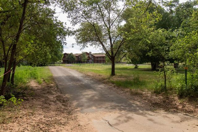 21401 Hope Road, Canyon, TX 79015