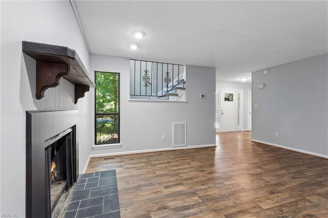 105 Mace ST, Williamsburg, VA 23185