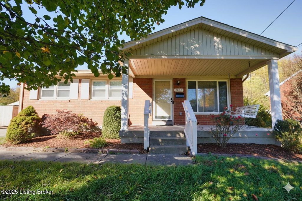 7406 Ronan Dr, Louisville, KY 40258