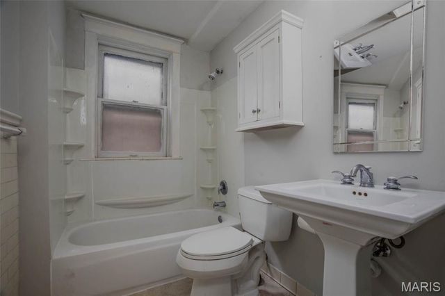 738 Kingsland Avenue, University City, MO 63130