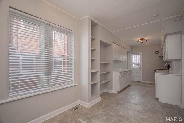 738 Kingsland Avenue, University City, MO 63130