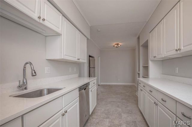 738 Kingsland Avenue, University City, MO 63130