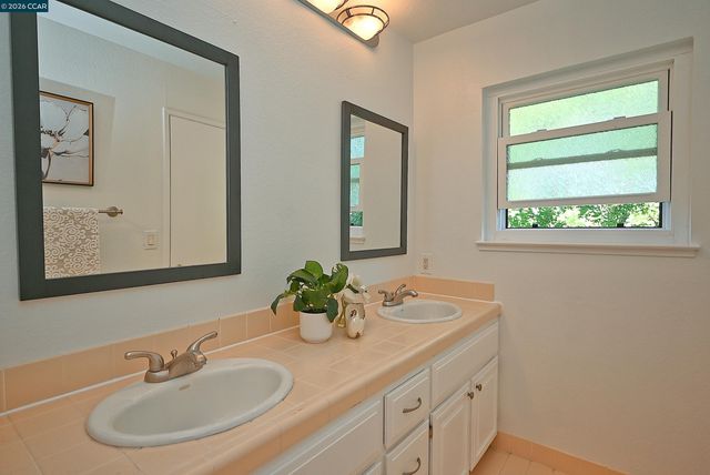 3279 Mt Diablo Court 13, Lafayette, CA 94549