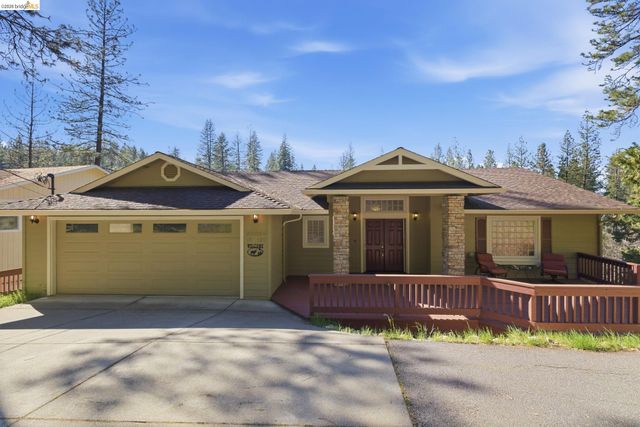 20024 Lower Skyridge Dr, Groveland, CA 95321