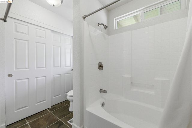 20024 Lower Skyridge Dr, Groveland, CA 95321