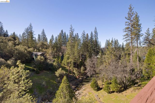 20024 Lower Skyridge Dr, Groveland, CA 95321