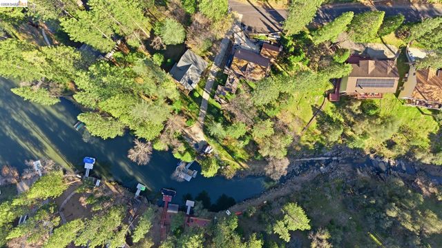 20024 Lower Skyridge Dr, Groveland, CA 95321