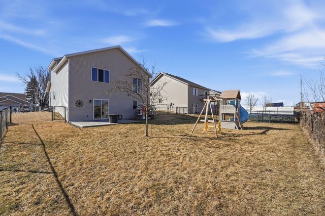 1545 18th Street NE, Sauk Rapids, MN 56379