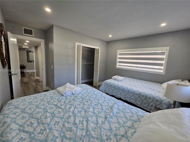 13895 NE 11th Avenue, North Miami, FL 33161