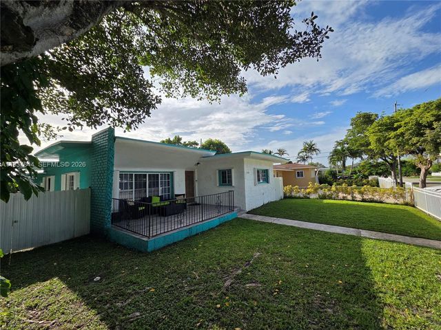 13895 NE 11th Avenue, North Miami, FL 33161