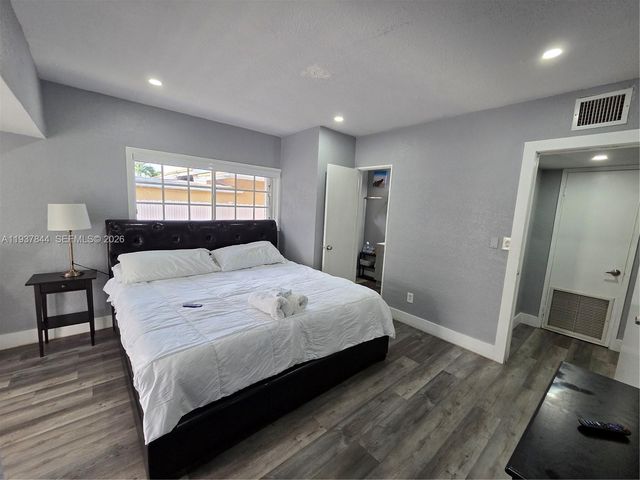 13895 NE 11th Avenue, North Miami, FL 33161