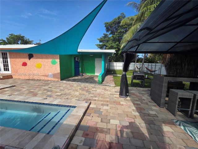 13895 NE 11th Avenue, North Miami, FL 33161
