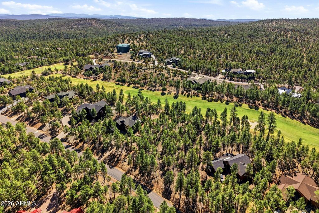 Image 7 of property listing at 3581 W SENNA Lane W 247, Show Low, AZ 85901