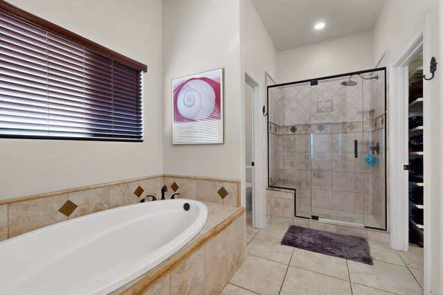 8508 Villa Firenze Lane, Albuquerque, NM 87122