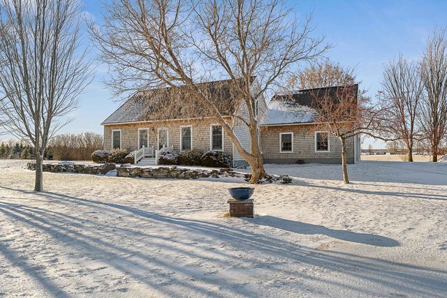 61 Campbell Bay Road, Swanton, VT 05488