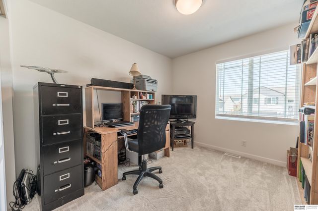 11117 Craig Street, Omaha, NE 68142