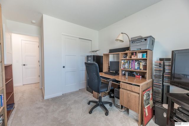 11117 Craig Street, Omaha, NE 68142