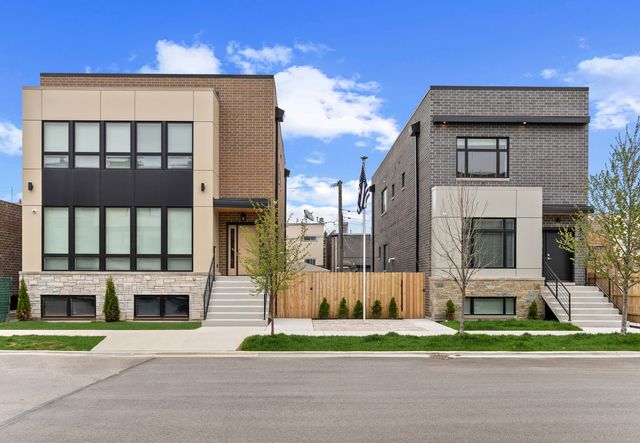 3225 S Shields Avenue, Chicago, IL 60616