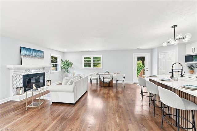 1301 watson Avenue, Winston-salem, NC 27103