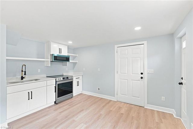 1301 watson Avenue, Winston-salem, NC 27103