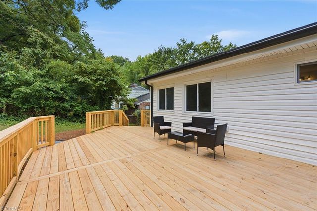 1301 watson Avenue, Winston-salem, NC 27103
