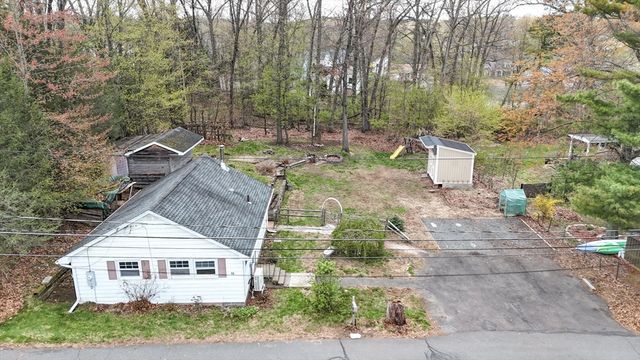 52 Lakeview Street, Southwick, MA 01077