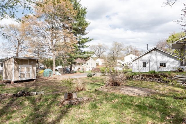 52 Lakeview Street, Southwick, MA 01077