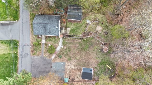 52 Lakeview Street, Southwick, MA 01077