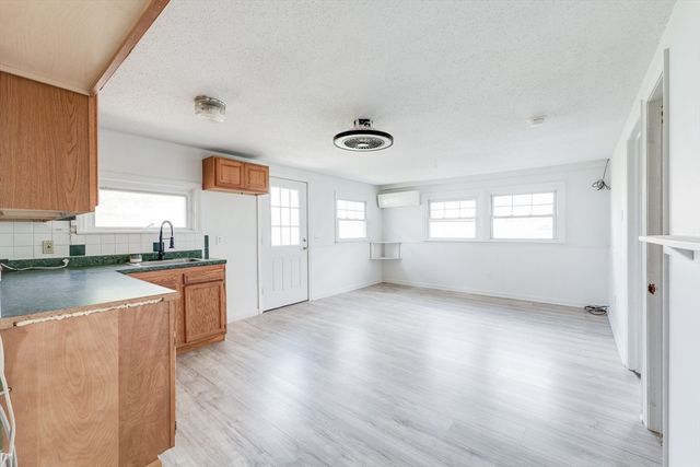 52 Lakeview Street, Southwick, MA 01077