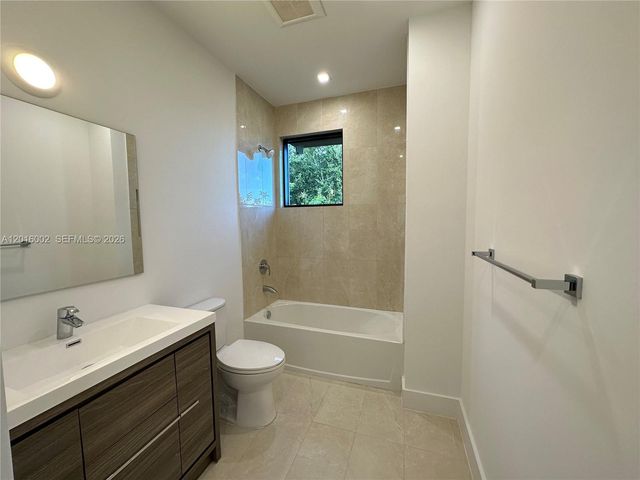 5481 W Oak Way 5481, Dania Beach, FL 33314