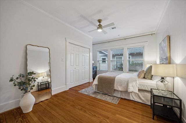1635 Harvard Street, Houston, TX 77008