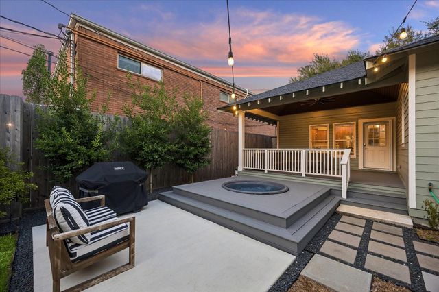 1635 Harvard Street, Houston, TX 77008
