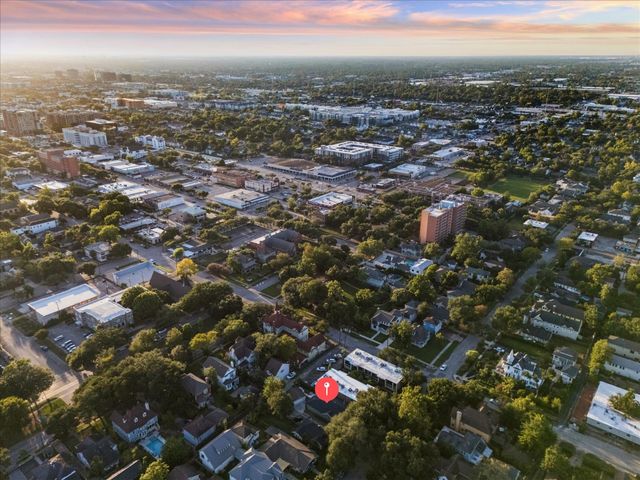 1635 Harvard Street, Houston, TX 77008