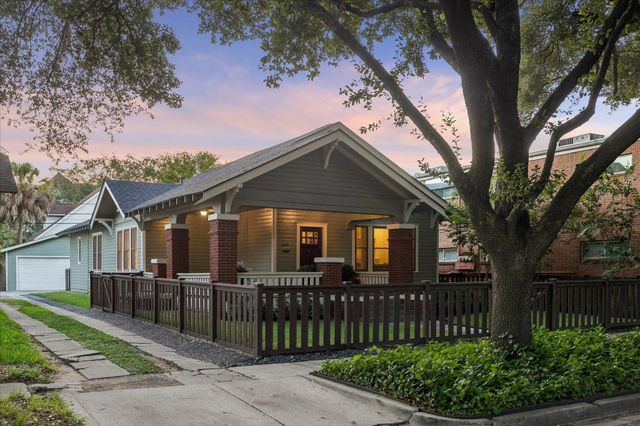 1635 Harvard Street, Houston, TX 77008
