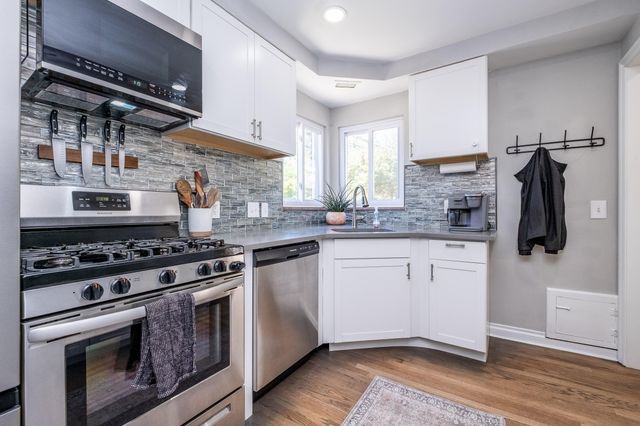 332 Normandy Road, Royal Oak City, MI 48073