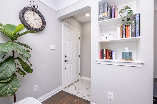 332 Normandy Road, Royal Oak City, MI 48073