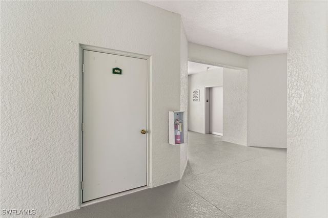 4000 Loblolly Bay DR 306, Naples, FL 34114