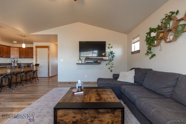 310 13th Street, Belgrade, MT 59714