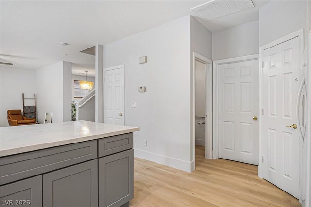 537 Lacabana Beach Drive, Las Vegas, NV 89138